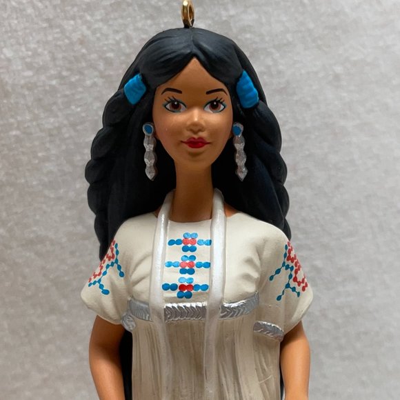 Barbie Dolls of the World Ornament Collection - Picture 8 of 11